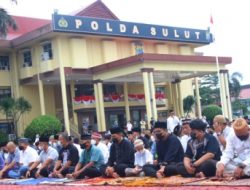 Polda Sulut gelar Salat Idul Adha 1443 H dan sembelih 12 hewan kurban