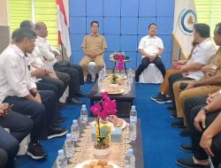 Wakil Walikota Hengky Honandar Dampingi Menteri Kelautan dan Perikanan Selama Kunker di Bitung